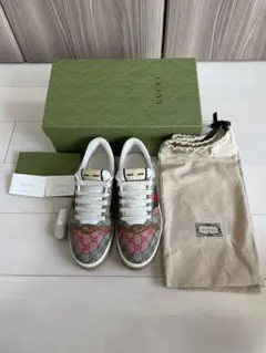 【半額以下】新品未使用　GUCCI GGパターン スニーカー