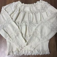 ほぼ新品アースミュージック＆エコロジー レースシャーリング オフショル 2WAY