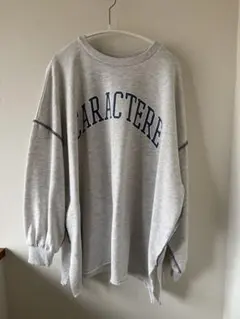 グレー オーバーサイズ トレーナー