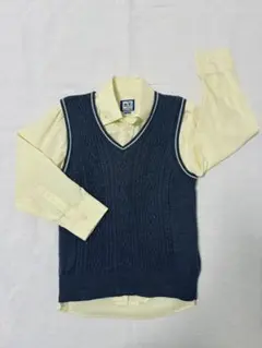 COMME CA DU MODEグレーVネックベストとイエローシャツ120cm