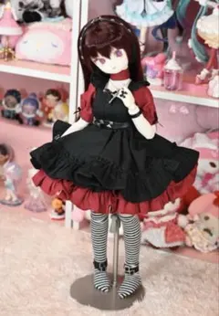1675【ハルモニアブルーム 】漆黒とボルドーのゴシックドールドレス