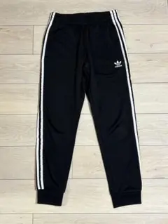 adidas originals ジャージ