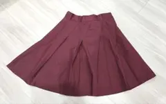 【swingle】えんじ色 フレアスカート ひざ丈プリーツのサムネイル