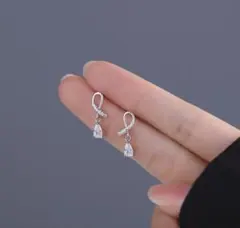 No66 揺れるCZダイヤ ピアス［シルバー］金属アレルギー対応 高品質