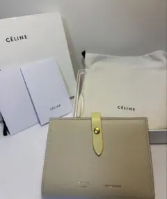 ⭐︎新品⭐︎CELINE トリオンフ フラグメントケース クリーム - メルカリ