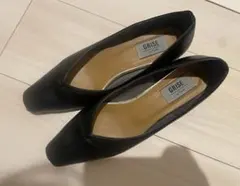 GRISE Le Talon Vカット パンプス ブラックのサムネイル