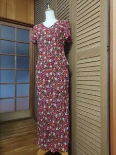 ローラアシュレイLAURAASHLEYふんわり絹シルクスカートスーツ