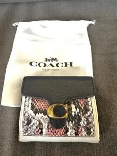 COACH 黒 ヘビ柄 折り財布 保存袋付き