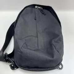 TAKEO KIKUCHI ボディバッグ ブラックのサムネイル