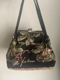 ゴブラン織 花柄ハンドバッグ 黒地 がま口