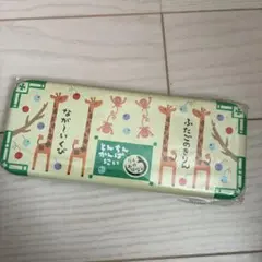 サンリオ ザシキブタ 缶ペンケース ファンシーレトロ 筆箱 - メルカリ