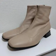 ファビオルスコーニ 美品レザーショートブーツ ベージュ 36