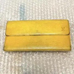 LOUIS VUITTON ルイヴィトン　長財布　エピ　黄色　イエロー　ヴィトンのサムネイル