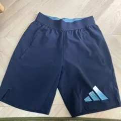 adidas ネイビー ハーフパンツ 150cm