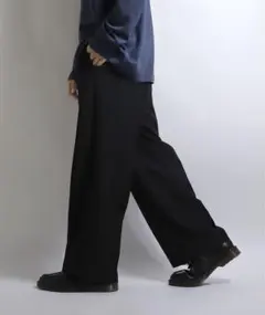 24SS センタープレス タックワイドストレートパンツ【Confirm】のサムネイル