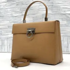 希少　サルヴァトーレフェラガモ　ガンチーニ　自立型　2way　ハンドバッグ