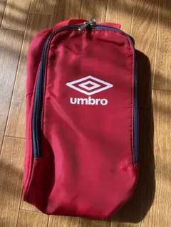 umbro 赤 シューズケース
