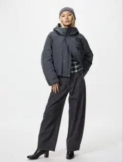 ユニクロ　バギーカーブジーンズ　ダークグレー 28