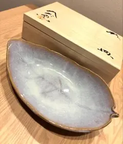 萩焼　葉型 大皿　伝統工芸品　陶芸 菓子皿 盛り皿　和食器