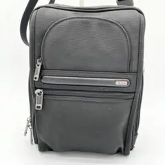 TUMI ショルダーバッグ ナイロン　ブラック