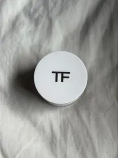 TOM FORD クリーム アンド パウダー アイ カラー 01のサムネイル