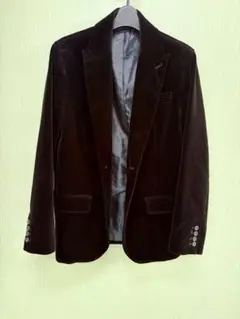 Item thumbnail for item 1f6de9fb-f2c9-4cb6-b397-63b87e231f74