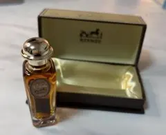 エルメス 24 Faubourg ヴァンキャトルフォーブル EDT 7.5ml - メルカリ