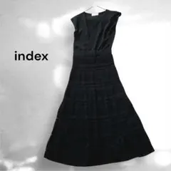 index☆ロングワンピース　ニット　ノースリーブ　フレア　Vネック