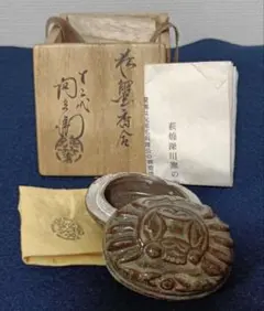 深川窯 十二代田原陶兵衛作 萩蟹香合 萩焼 茶道具 香合 - メルカリ