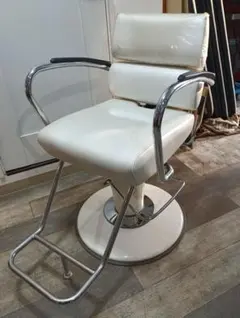 タカラベルモントオアシスチェア②のサムネイル