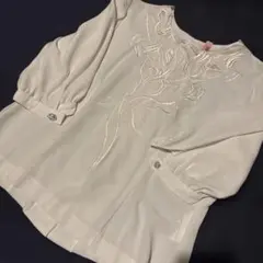 日本製　昭和レトロ　ヴィンテージブラウス　ホワイト 花柄刺繍 五分袖ブラウス