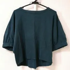 ☆美品☆　アースミュージック&エコロジー　パフスリーブカットソー　ダークグリーン
