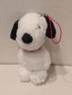USJ限定 SNOOPY 肉球 ストラップ - メルカリ