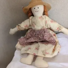 花柄ドレスの人形　手づくり
