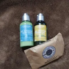 L'OCCITANE　ロクシタン　シャワージェル　ボディローション　ソープ