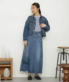 美品Healthy DENIM ヘルシーデニム　ロングスカートのサムネイル