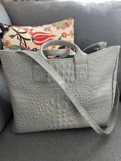 グレー クロコダイル風トートバッグ