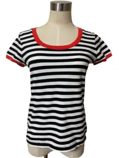 半袖ストライプTシャツ１度着用　ルスーク 38 赤　黒　半袖のサムネイル