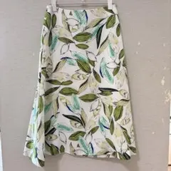 【美品】AMACA アマカ リーフ柄 スカート size40のサムネイル