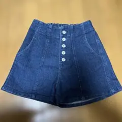 FUN ハイウエスト　デニム　ショートパンツ　Sサイズ