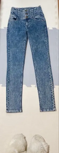 Item thumbnail for item c97bab1a-7a3d-4214-b0a1-b5556c93abcc