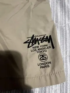 Stussy ショートパンツ ベージュ 30インチのサムネイル