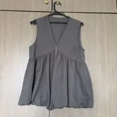 グレー Vネック バルーンシルエットジレ