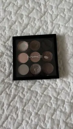 MAC スモール アイシャドウ X 9