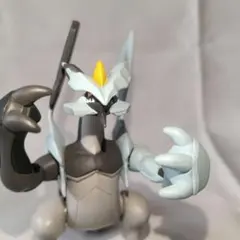 ブラックキュレム フィギュア ポケモン