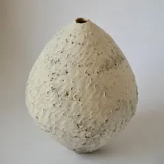 二階堂明弘　焼きしめ花器(手びねり)のサムネイル