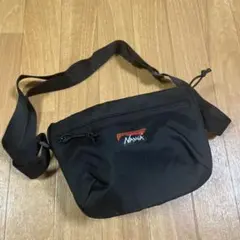 NANGA ブラック ショルダーバッグ