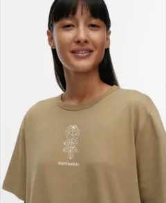 marimekko 半袖 Tシャツ ベージュのサムネイル