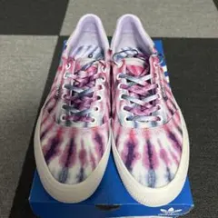 adidas originals 3MCタイダイ スニーカー