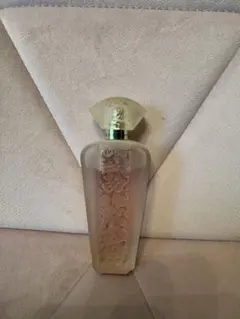 GIVENCHY 香水のサムネイル